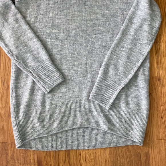 BNWT H&M gray turtle neck tunic - Picture 5 of 12